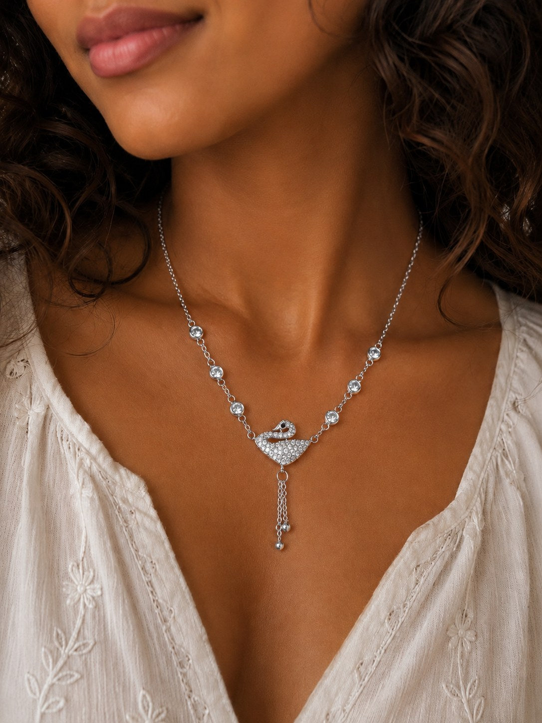 Swan Sparkle Silver Necklace