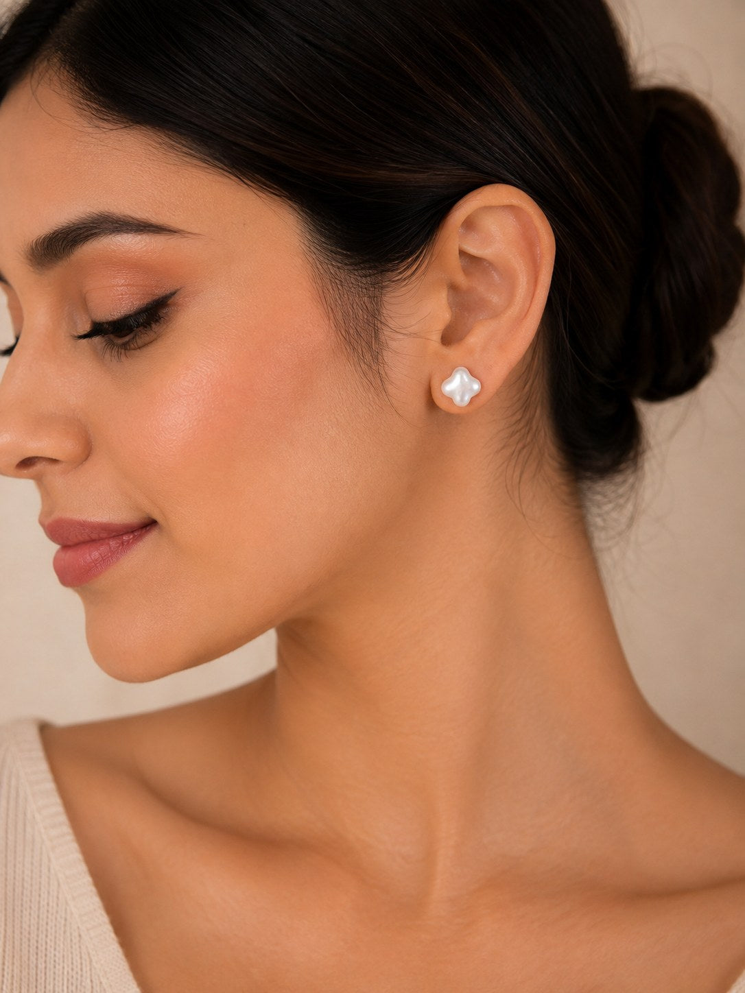 White Bloom Pearl Studs
